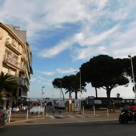 Center Bay T1 7eme Les Pieds Dans L'eau Et Parking Appartement